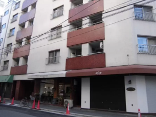 Shinsaibashi Share House