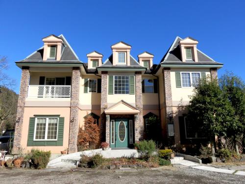 Forest Villa Olive