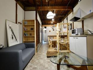 Osaka Nana Guest House