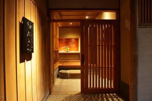 Yasaka-Yutone Serving Kyoto Cuisine Ryokan