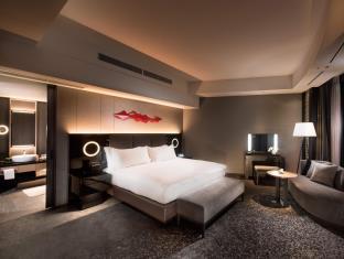 Conrad Osaka