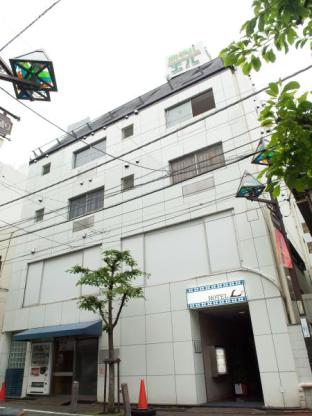 Hotel L