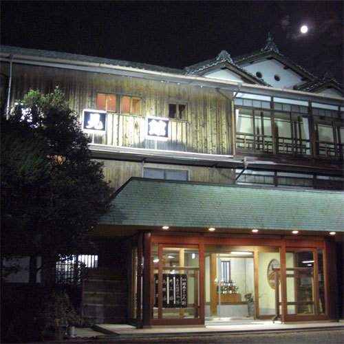 Momoyama Onsen Tsukimikan