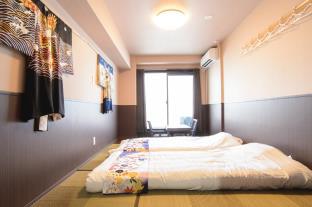 Root2 Coffee & Hostel