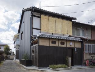 Sanjusangendo Yoitsubaki Holiday Rentals