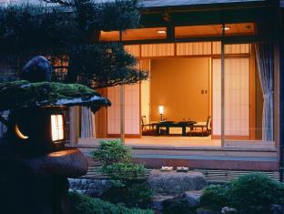 Kinosaki Onsen Nishimuraya Honkan