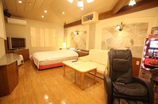 Hotel Wow The King & Queen Himeji-Higashi - Adult Only
