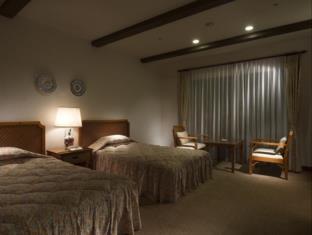 Shima Spain Mura Hotel