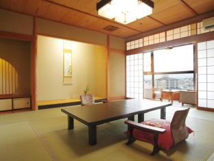 Fujiya