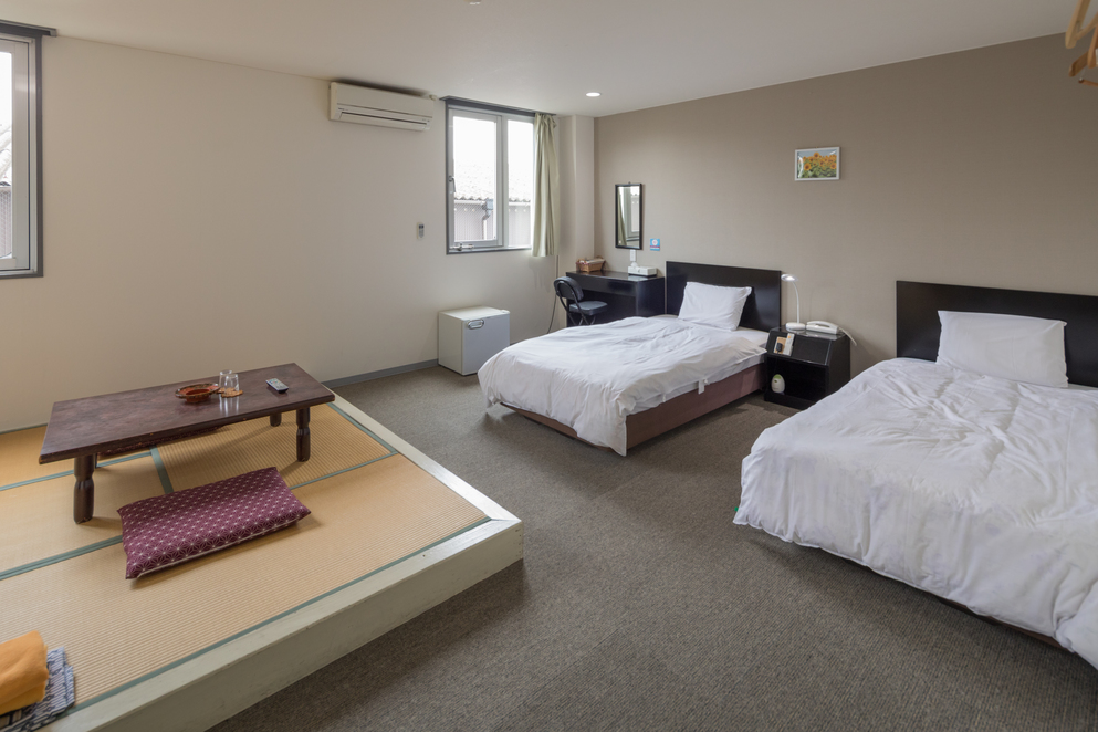 Yanagawa Business Hotel