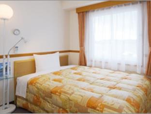 Toyoko Inn Shin-Yokohama Ekimae Honkan