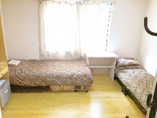 Flower Apartment in Nishi-shinjuku Central Park