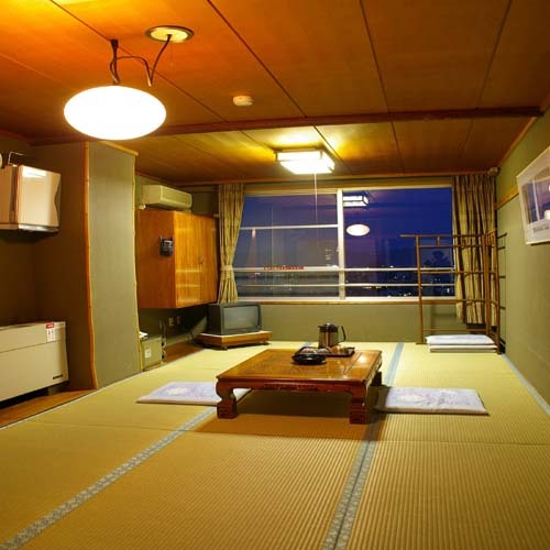 Kokumin Shukusha Ritsurin Sanso