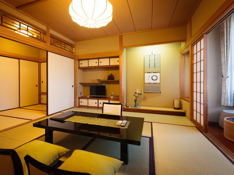 Traditional Japanese Style Inn Kinoe