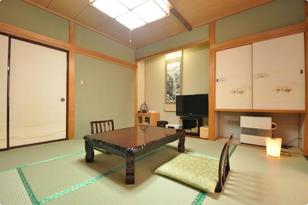 Kusatsu Onsen Koshun no Yado Choraku