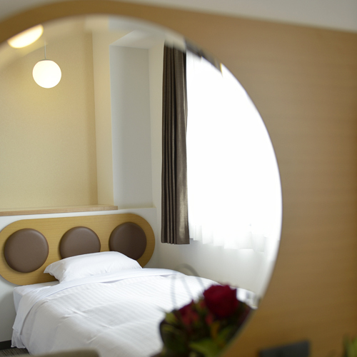 The Gen's Hotel