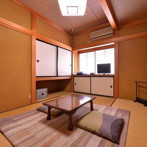 Crab Seafood Restaurant & Minshuku Shima