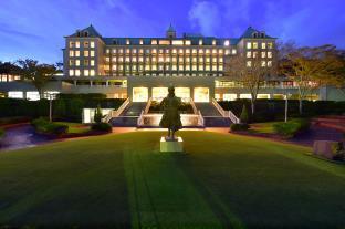Shizuoka Country Hamaoka Course & Hotel