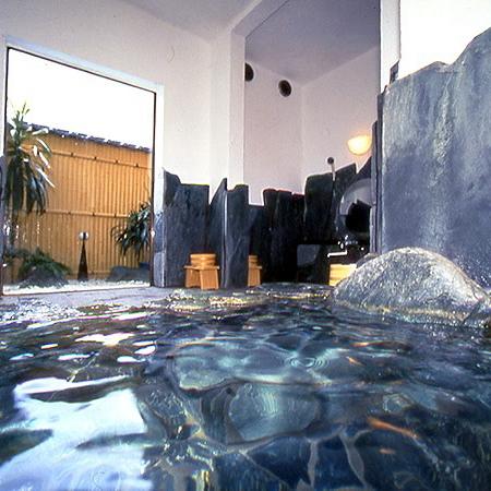 Kumomi Onsen Onsen Minshuku Takamiya